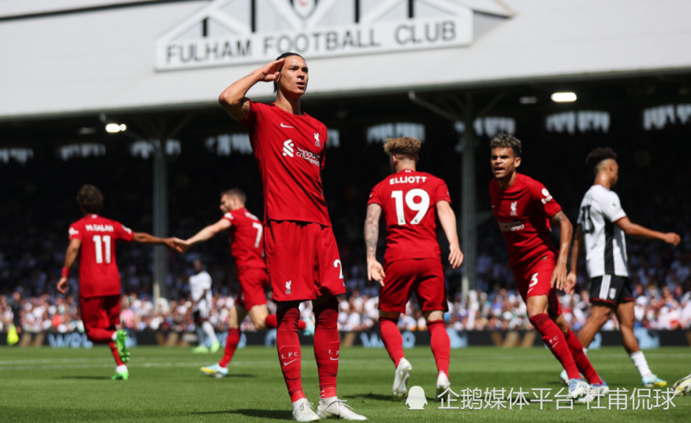 英超-狼队0-3曼联：送副班长首胜？NO！阿莫林要逼近欧冠区｜前瞻