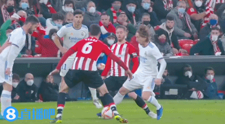 CBA球员最佳阵容提名：前三竞争激烈,