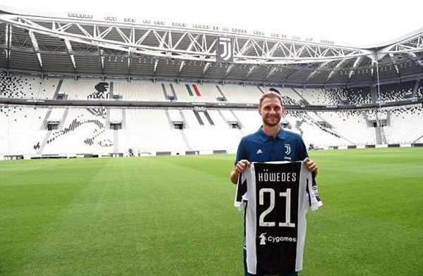 阿莱格里：积分榜前10都挤在一起，我们的目标仍然是重返欧冠（阿莱格里：前十名咬得很紧，我们的目标依旧是重返欧冠）